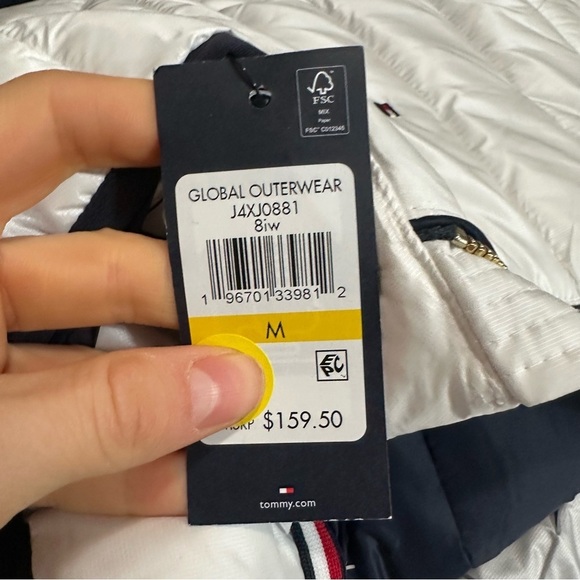 Tommy Hilfiger
Women's Hooded Zip-Front Puffer Jacket - Picture 3 of 3